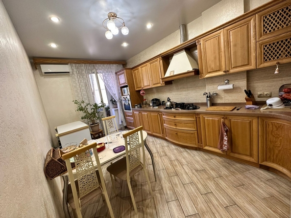 
  Продается 2-комн. квартира, 66 м², Матросова ул, д. 35
. Фото 4.