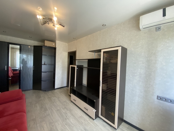 
  Продается 1-комн. квартира, 29.6 м², Коммунистический пр-кт, д. 6
. Фото 3.