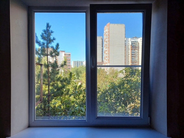 
  Продается 3-комн. квартира, 64.9 м², Комарова б-р, д. 18/2
. Фото 4.