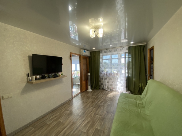 
  Продается 3-комн. квартира, 49 м², Зорге ул, д. 2
. Фото 2.