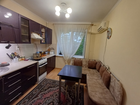 
  Продается 3-комн. квартира, 64 м², 40-летия Победы пр-кт, д. 85/2
. Фото 2.
