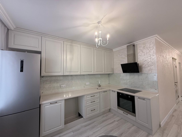 
  Продается 3-комн. квартира, 84 м², Комарова б-р, д. 1Е
. Фото 4.