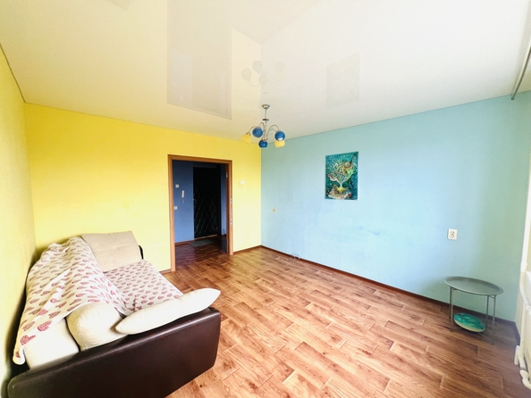
  Продается 2-комн. квартира, 47 м², Абаканская ул, д. 22
. Фото 2.