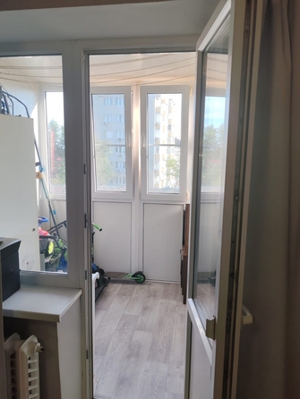 
  Продается 3-комн. квартира, 57.9 м², Калужская ул, д. 74
. Фото 5.