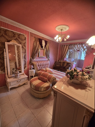 
  Продается 2-комн. квартира, 52 м², Комарова б-р, д. 4
. Фото 1.