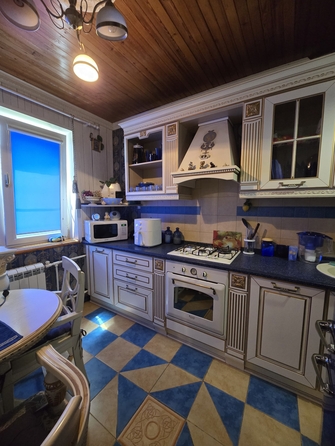 
  Продается 2-комн. квартира, 52 м², Комарова б-р, д. 4
. Фото 5.