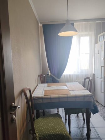 
  Продается 2-комн. квартира, 51.1 м², Комарова б-р, д. 7
. Фото 7.