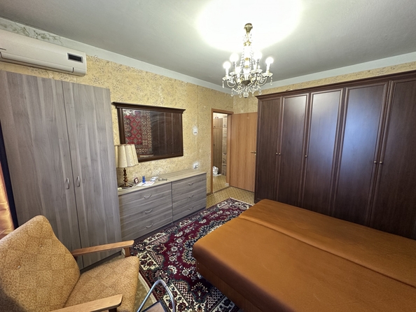 
  Продается 2-комн. квартира, 58 м², 40-летия Победы пр-кт, д. 81
. Фото 4.