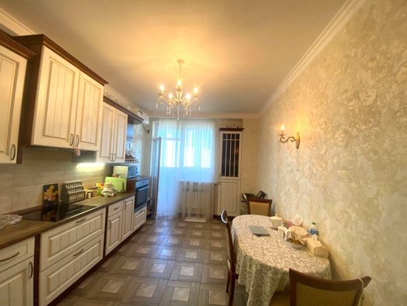 
  Продается 2-комн. квартира, 78 м², Города Волос ул, д. 112
. Фото 7.