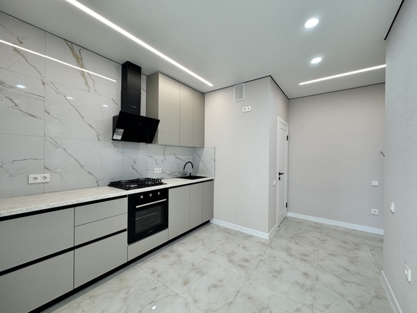 
  Продается 1-комн. квартира, 37 м², Берберовская ул, д. 9
. Фото 2.