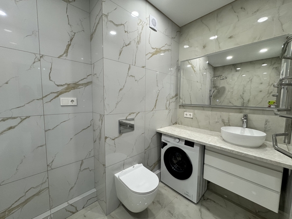 
  Продается 2-комн. квартира, 65 м², Вересаева ул, д. 101
. Фото 8.