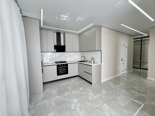 
  Продается 2-комн. квартира, 62 м², Берберовская ул, д. 14
. Фото 3.