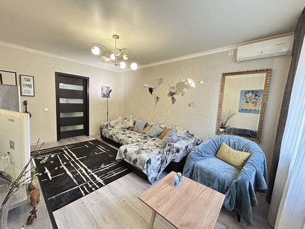 
  Продается 2-комн. квартира, 50.8 м², Зорге ул, д. 72
. Фото 8.