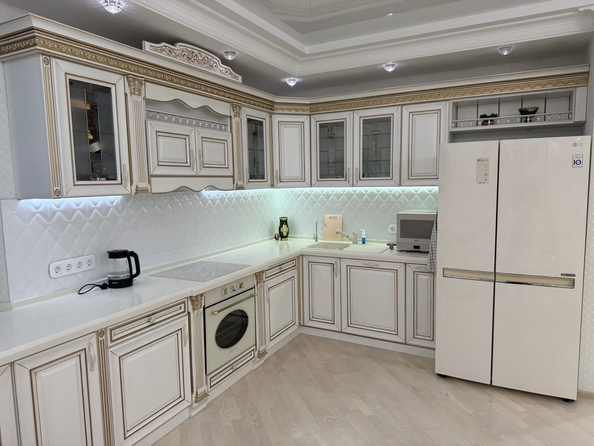 
  Продается 3-комн. квартира, 100 м², Пацаева ул, д. 20
. Фото 8.