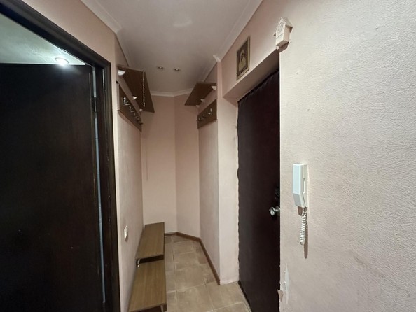 
   Продам 3-комнатную, 69.4 м², Малиновского ул, 18

. Фото 1.