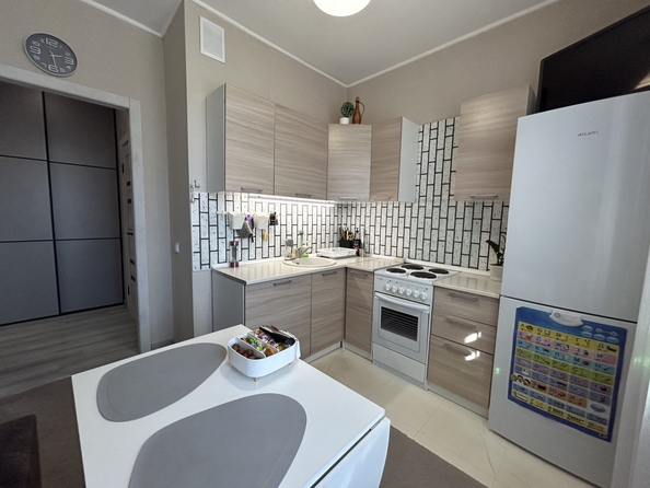 
  Продается 2-комн. квартира, 51.9 м², Жданова ул, д. 11
. Фото 7.