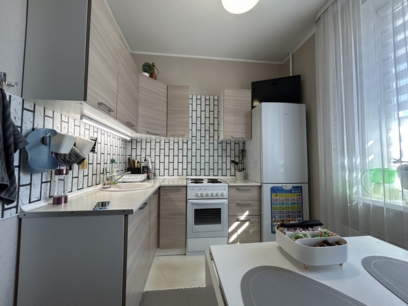 
  Продается 2-комн. квартира, 51.9 м², Жданова ул, д. 11
. Фото 8.