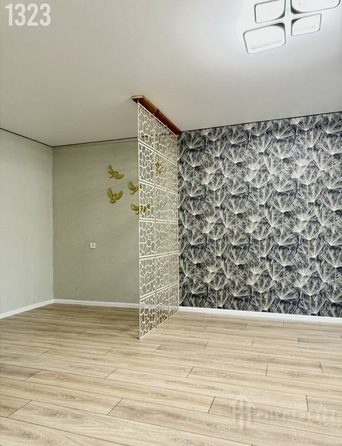 
  Продается 1-комн. квартира, 37 м², Лермонтовская ул, д. 90
. Фото 3.