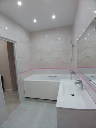 
  Продается 2-комн. квартира, 64 м², Матросова ул, д. 35
. Фото 9.