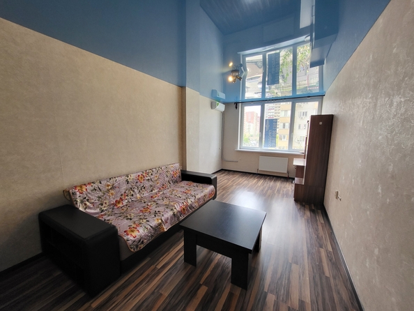 
  Продается 1-комн. квартира, 40.5 м², Жмайлова ул, д. 4г
. Фото 9.