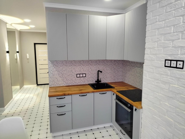 
  Продается 2-комн. квартира, 55 м², Ларина ул, д. 45
. Фото 1.