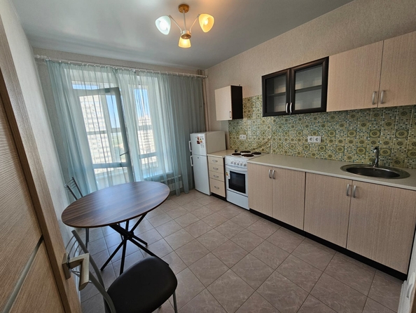
  Сдается 1-комн. квартира, 38 м², Заводская ул, д. 35
. Фото 6.
