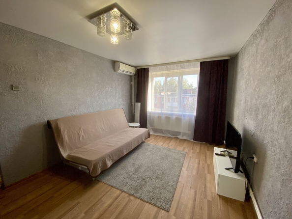 
  Продается 1-комн. квартира, 32.1 м², 40-летия Победы пр-кт, д. 63
. Фото 3.