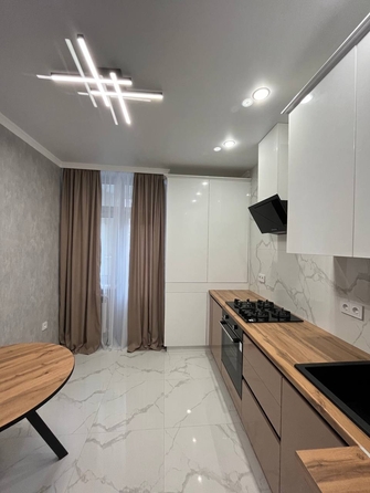 
  Продается 1-комн. квартира, 39.2 м², Берберовская ул, д. 32
. Фото 1.