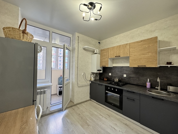 
  Продается 1-комн. квартира, 36 м², Берберовская ул, д. 2
. Фото 1.