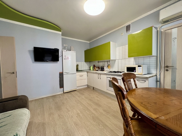 
  Продается 2-комн. квартира, 69.3 м², Менделеева ул, д. 53
. Фото 2.