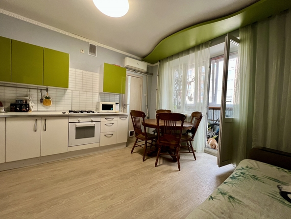 
  Продается 2-комн. квартира, 69.3 м², Менделеева ул, д. 53
. Фото 3.