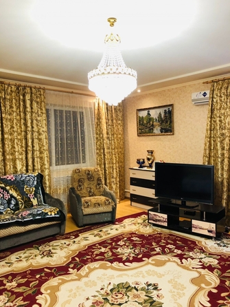 
  Продается дом, 350 м², станица Егорлыкская
. Фото 9.