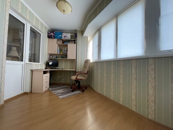 
  Продается 4-комн. квартира, 143 м², Петрашевского ул, д. 36
. Фото 12.