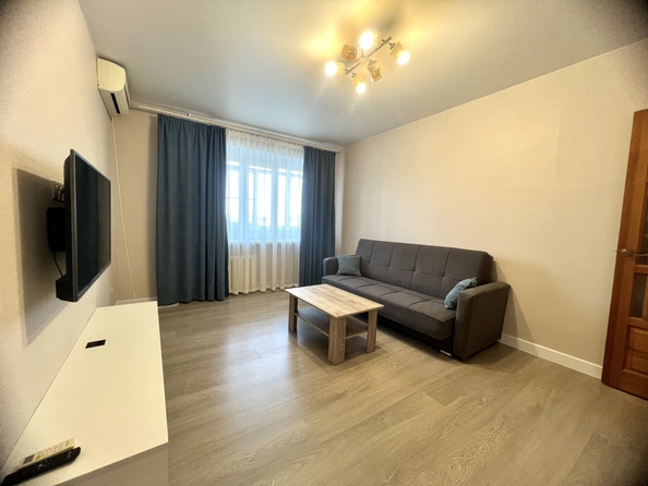 
  Продается 2-комн. квартира, 60 м², Вартанова ул, д. 31
. Фото 2.