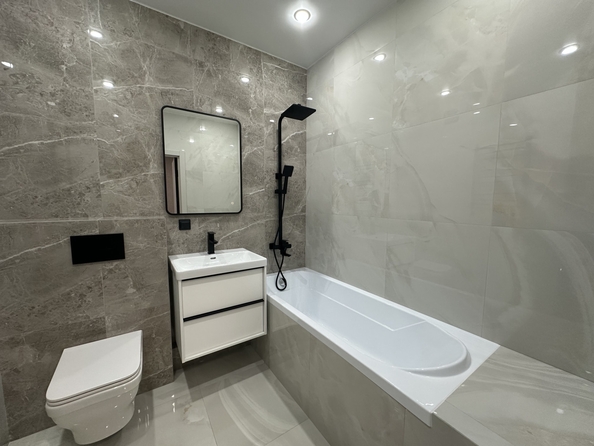 
  Продается 1-комн. квартира, 39 м², 40-летия Победы пр-кт, д. 111/2
. Фото 6.