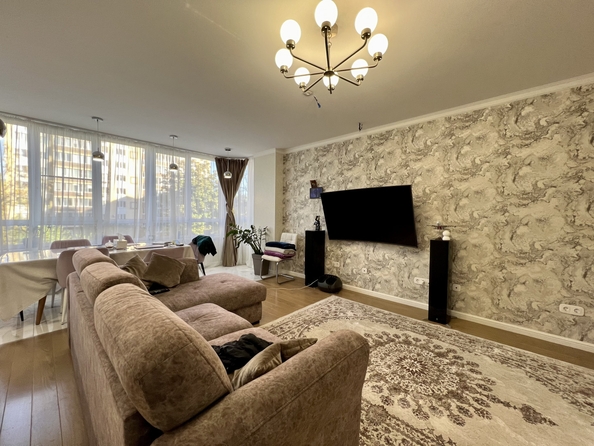 
  Продается 3-комн. квартира, 94 м², Маяковского ул, д. 11
. Фото 2.