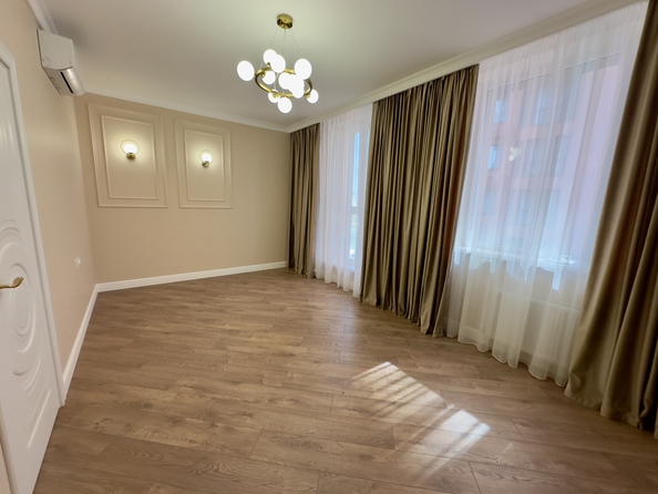 
  Продается 4-комн. квартира, 130 м², Островского пер, д. 92
. Фото 24.