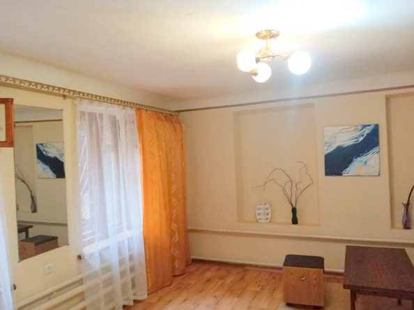 
  Продается 2-комн. квартира, 80 м², Баумана ул, д. 39
. Фото 1.