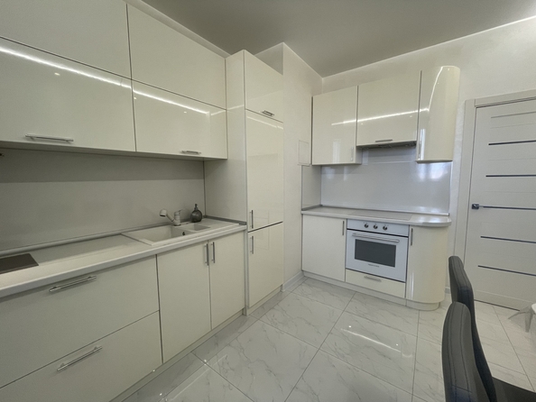 
  Продается 2-комн. квартира, 57 м², Скачкова ул, д. 64
. Фото 20.