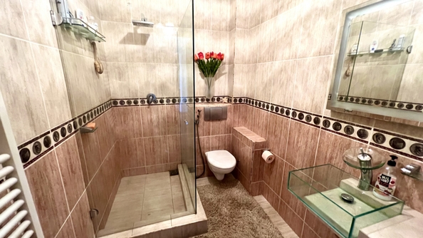 
  Продается 4-комн. квартира, 295.4 м², Магнитогорская ул, д. 134Д
. Фото 10.