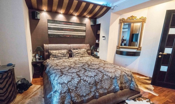 
  Продается 4-комн. квартира, 240 м², Социалистическая ул, д. 140
. Фото 17.