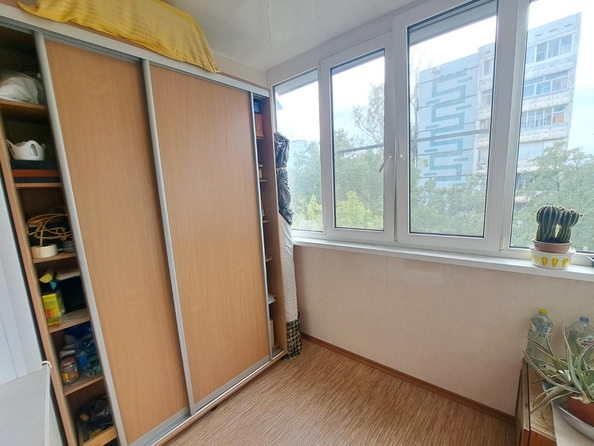 
  Продается 3-комн. квартира, 64 м², Королева пл, д. 12
. Фото 10.