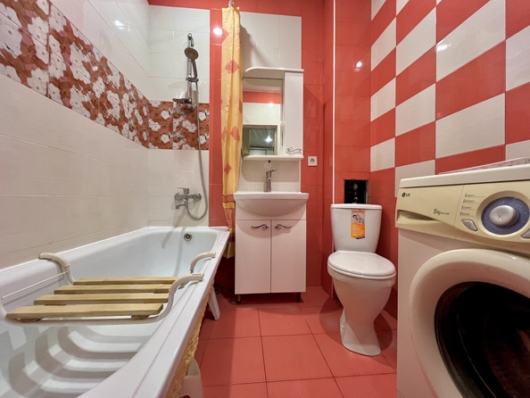 
  Продается 1-комн. квартира, 34 м², Суворова ул, д. 15
. Фото 4.