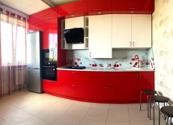 
  Продается 1-комн. квартира, 49.1 м², Стекольная ул, д. 84
. Фото 2.