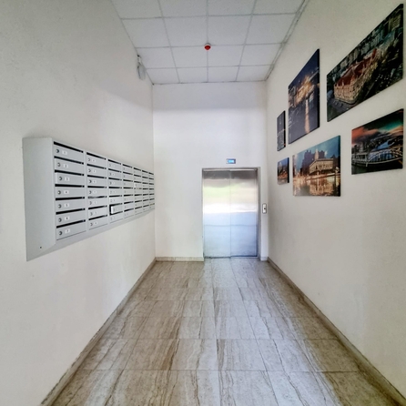 
  Продается 2-комн. квартира, 40.3 м², Свердловская ул, д. 69
. Фото 9.