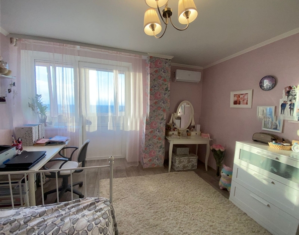 
  Продается 3-комн. квартира, 106 м², Крупской ул, д. 82
. Фото 6.