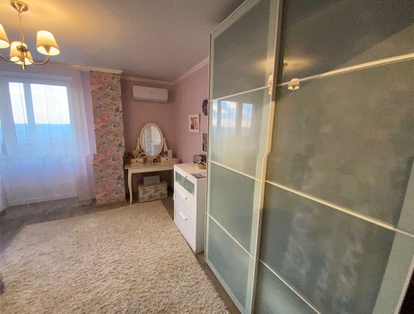 
  Продается 3-комн. квартира, 106 м², Крупской ул, д. 82
. Фото 7.