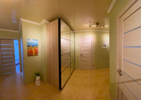 
  Продается 3-комн. квартира, 106 м², Крупской ул, д. 82
. Фото 10.