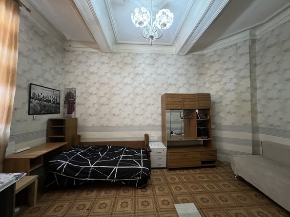 
  Продается 1-комн. квартира, 55 м², Баумана ул, д. 13
. Фото 10.
