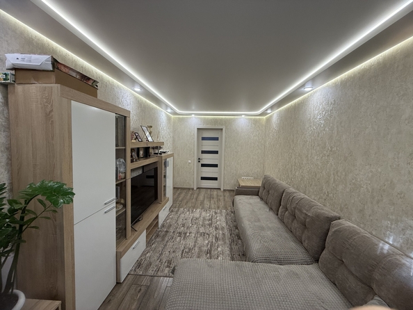 
  Продается 3-комн. квартира, 62.3 м², 2-я Краснодарская ул, д. 92
. Фото 2.